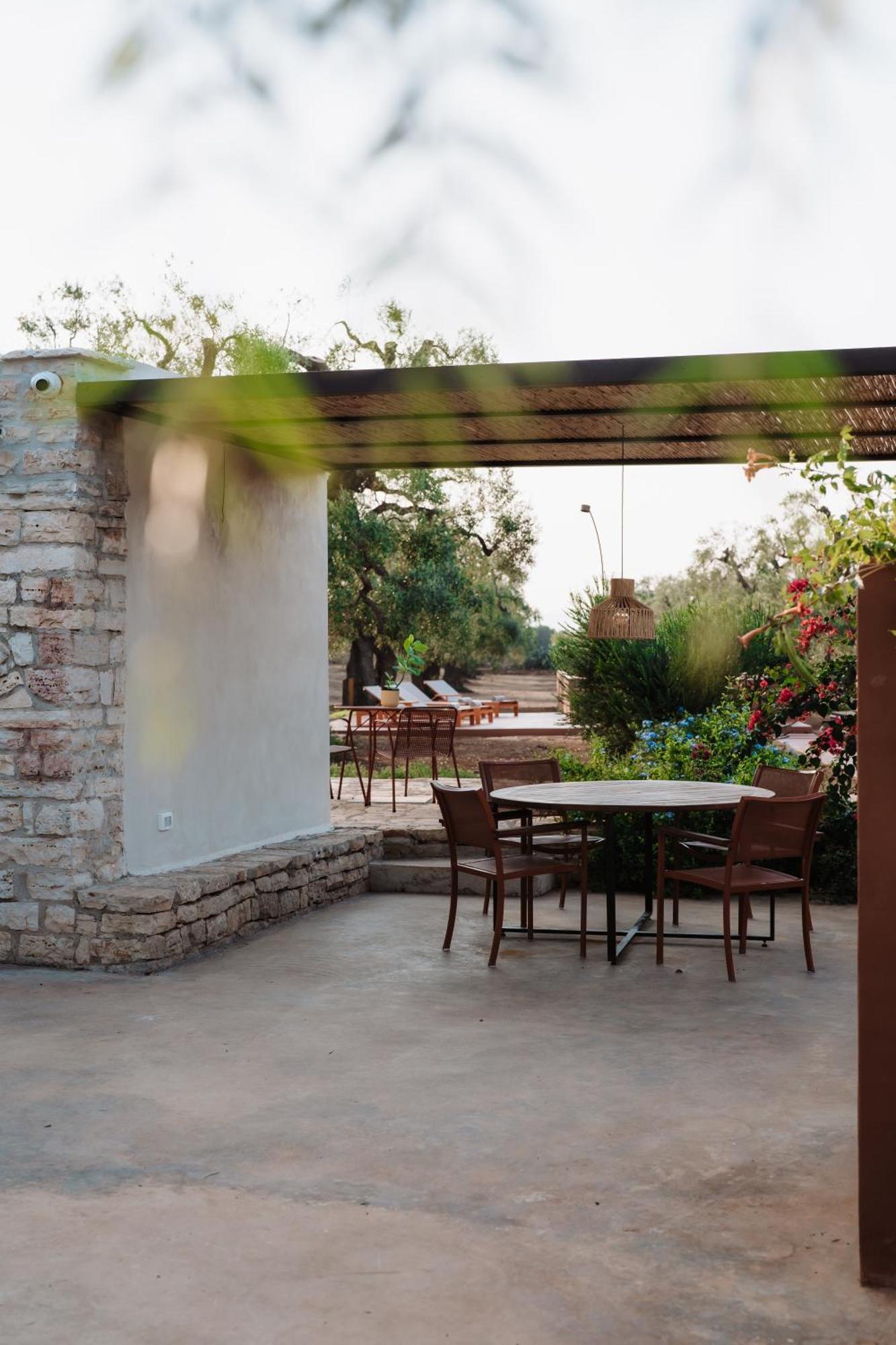Ozio - Il Trullo Rosso Bed & Breakfast Fasano Exterior photo