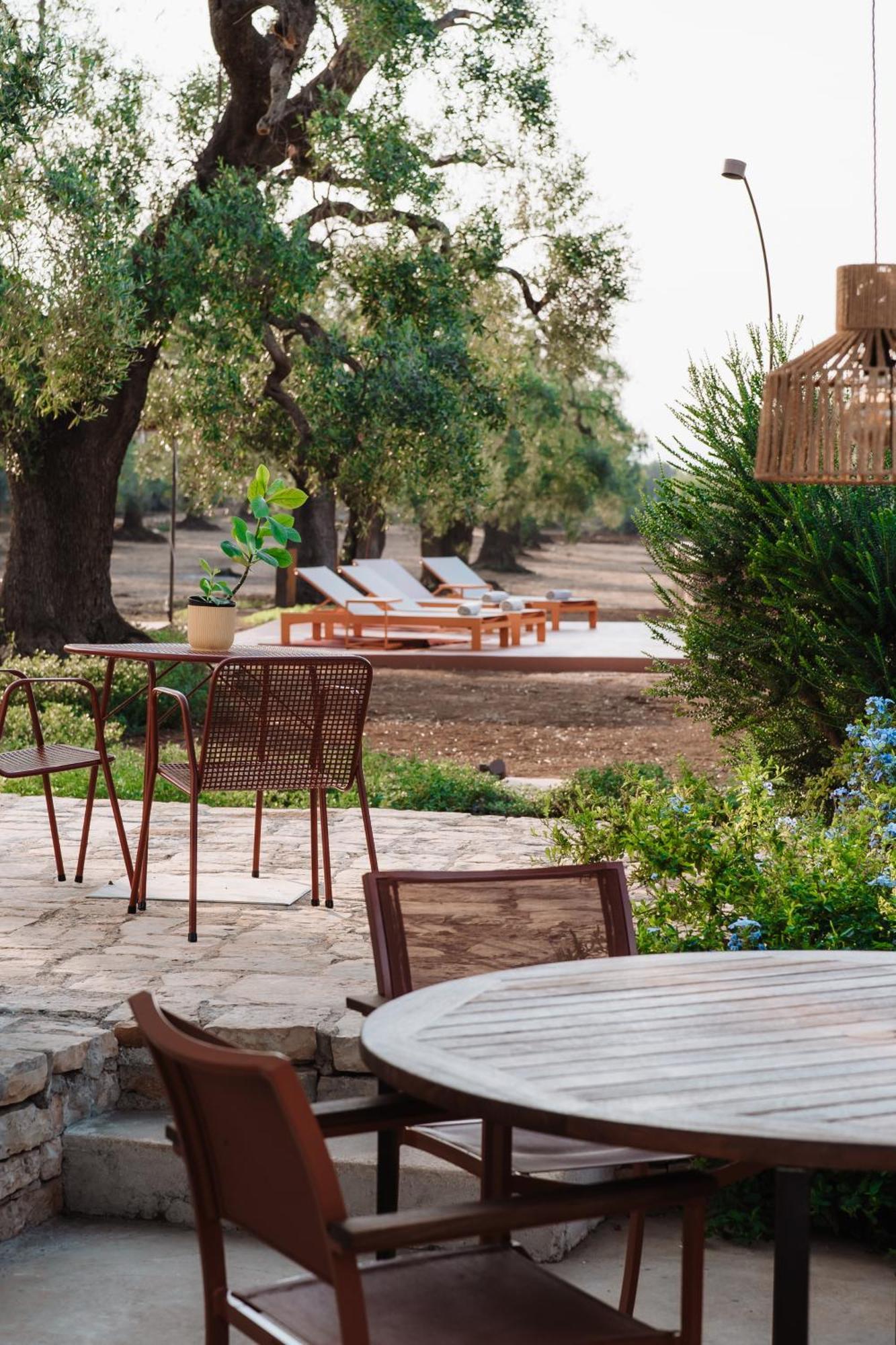 Ozio - Il Trullo Rosso Bed & Breakfast Fasano Exterior photo